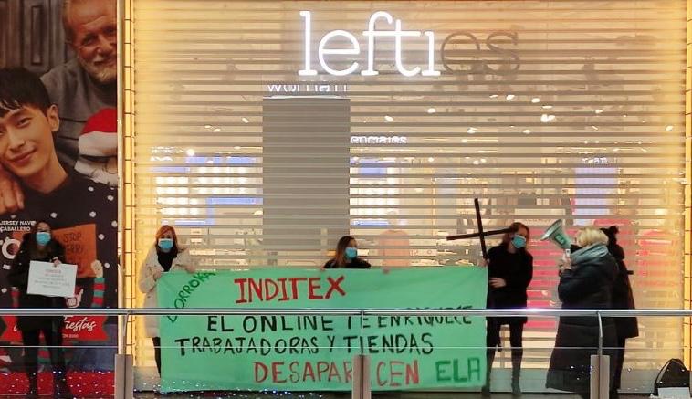 Las trabajadoras de Lefties se manifiestan por su cierre en Vitoria -  Gasteiz Hoy