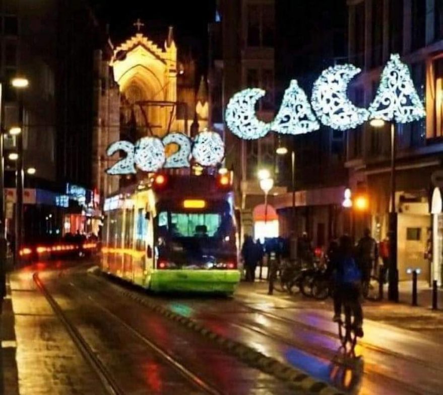 El meme 'fake' de las luces de Navidad de Vitoria - Gasteiz Hoy